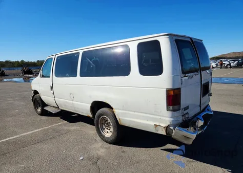 2003 Ford Econoline E350 Super Duty Wagon z USA, uszkodzony, nr VIN 1FBSS31L93HB62278